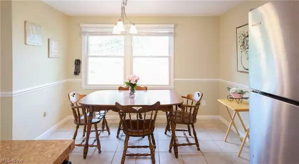 834 Wadsworth RD #B1, Medina, OH 44256