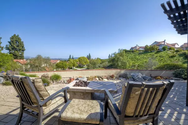 12005 Tretagnier Cir, San Diego, CA 92128