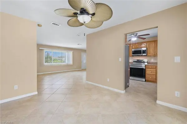 1329 SW 2nd PL, Cape Coral, FL 33991