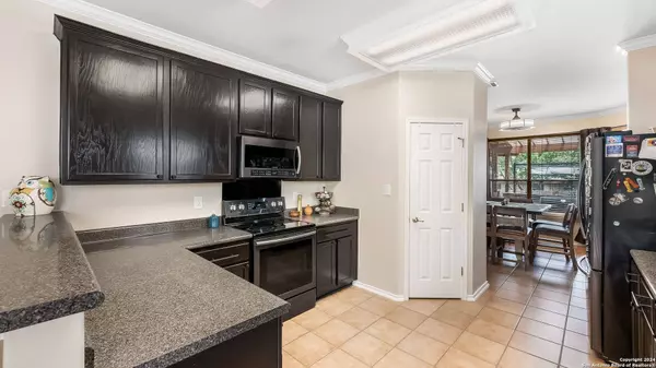 17222 ELDON ROCK, San Antonio, TX 78247-5841