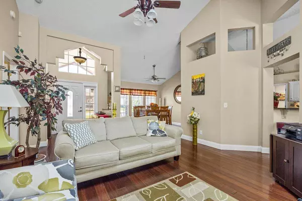 1201 MUSCOVY DR, Spring Hill, FL 34608