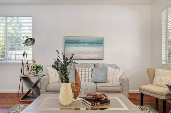 2300 Buffalo Creek CT, Gold River, CA 95670