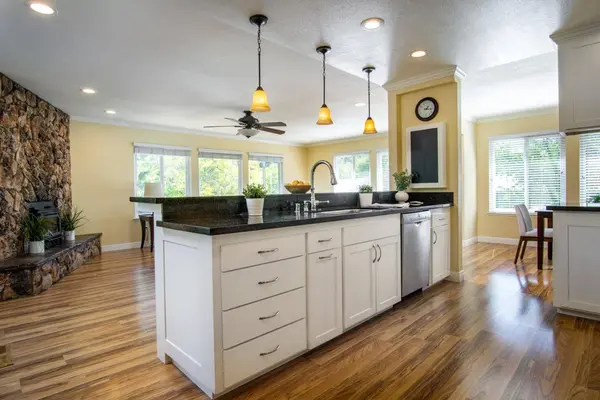 3993 Horseshoe CIR, Loomis, CA 95650