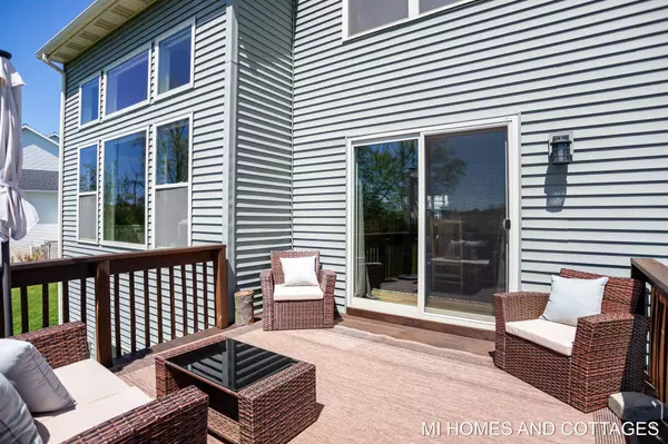 9994 Serengeti Lane, Zeeland, MI 49464