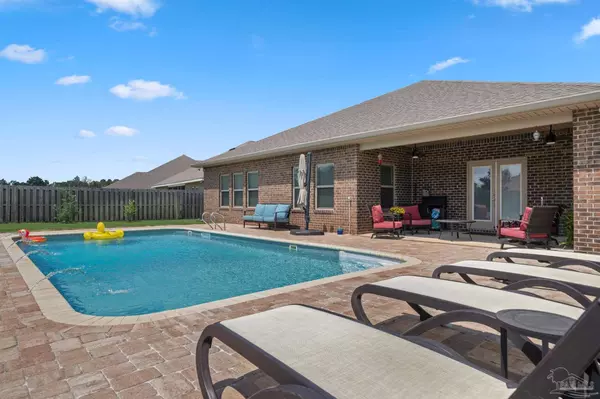 8043 Stream Ridge Rd, Pensacola, FL 32526