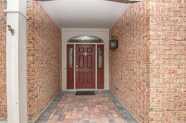 1225 Club View Drive, Centerville, OH 45458