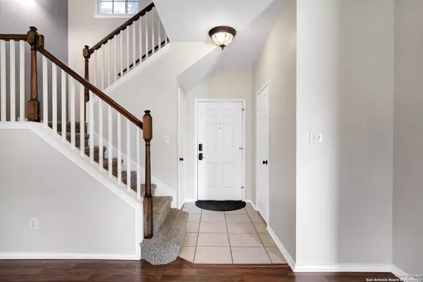 9642 WOLF POINT, San Antonio, TX 78251