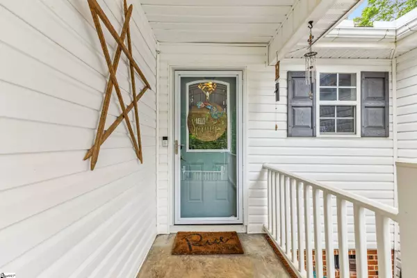 761 Pearson Town Road, Moore, SC 29369