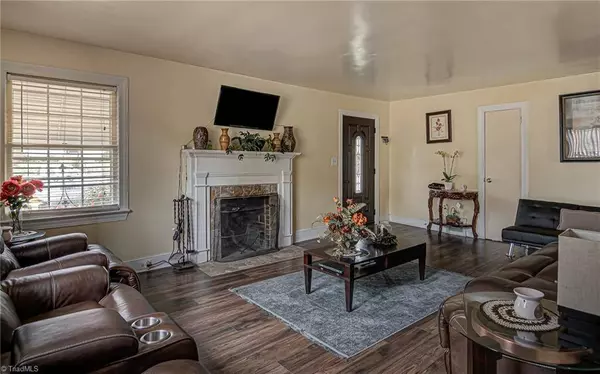 2337 Okalina AVE, Winston Salem, NC 27105