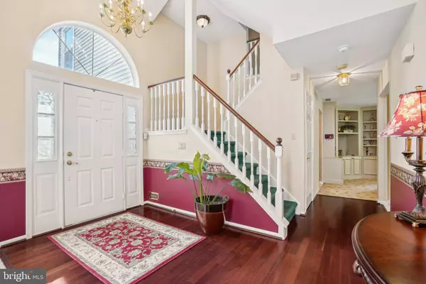 7 BLOOMFIELD CT, Mount Laurel, NJ 08054