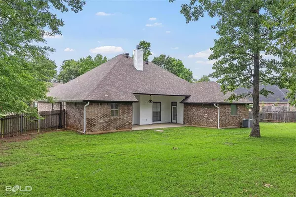 2121 Forest Hills Boulevard, Haughton, LA 71037