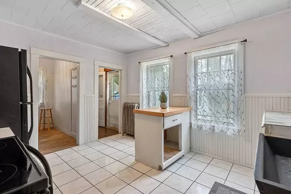 258 Wallingford Ave, Athol, MA 01331