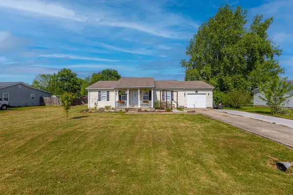 349 Young DR, Stanford, KY 40484