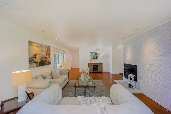 30352 Saint Annes PL, Hayward, CA 94544