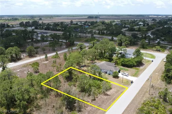 1116 Damen ST E, Lehigh Acres, FL 33974
