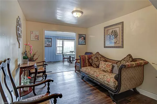 2337 Okalina AVE, Winston Salem, NC 27105