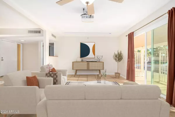 9616 N 43RD Lane, Glendale, AZ 85302