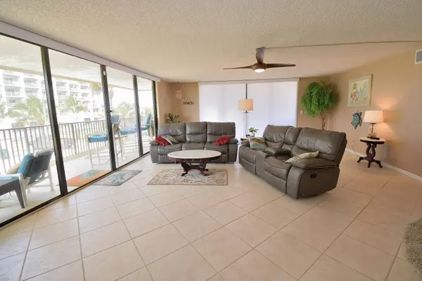 1830 N Atlantic AVE #C207, Cocoa Beach, FL 32931