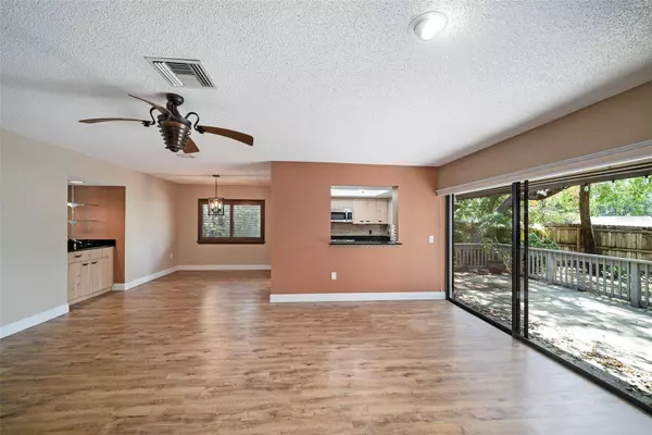 602 OLD MILL POND RD, Palm Harbor, FL 34683