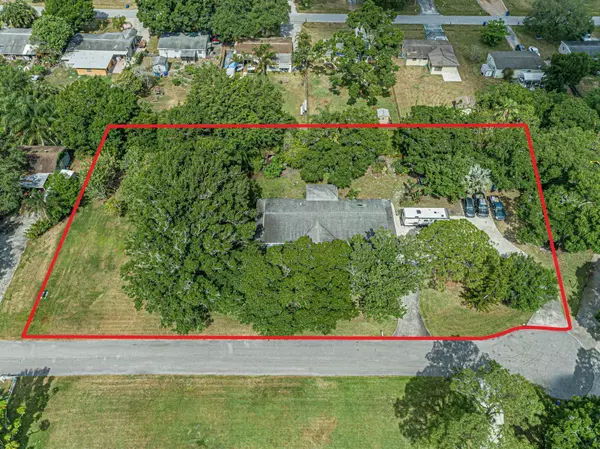 935 34th AVE, Vero Beach, FL 32960