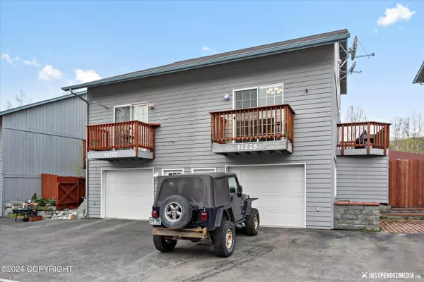 11275 Wood River WAY #14, Eagle River, AK 99577