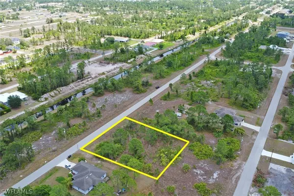 1116 Damen ST E, Lehigh Acres, FL 33974