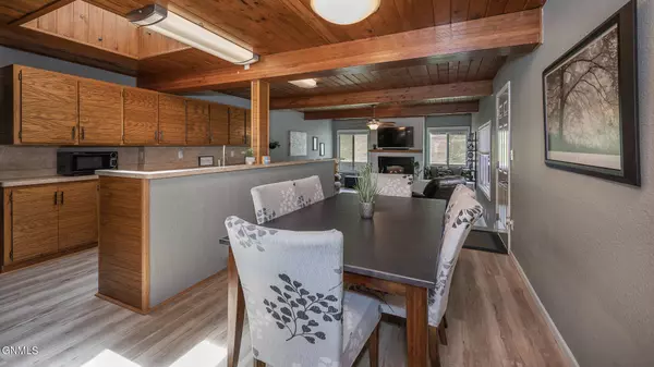 1240 West Coulee RD, Bismarck, ND 58501