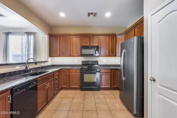 17377 W MORNING GLORY Street, Goodyear, AZ 85338