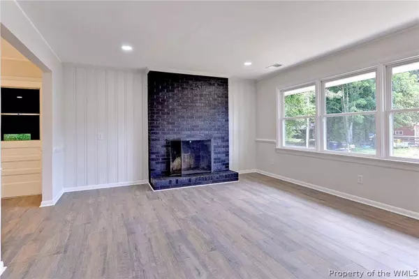 114 Arden DR, Williamsburg, VA 23185