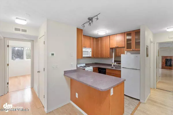 4651 reka DR A22, Anchorage, AK 99508