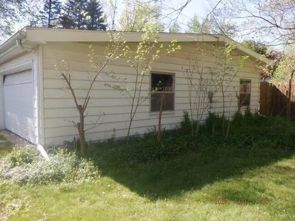 1919 Bender Road, Portage, MI 49002