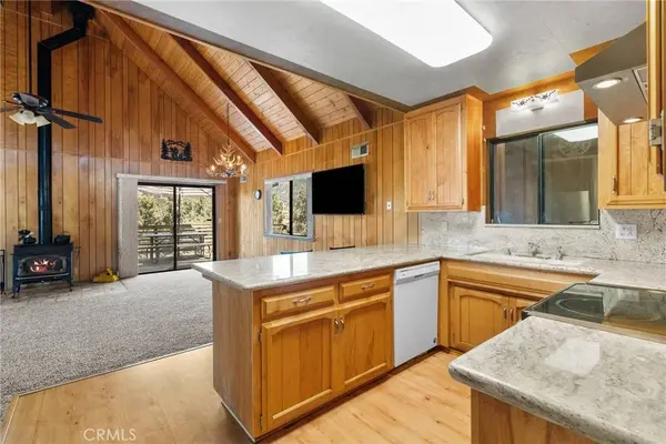 1126 Snowline DR, Frazier Park, CA 93225