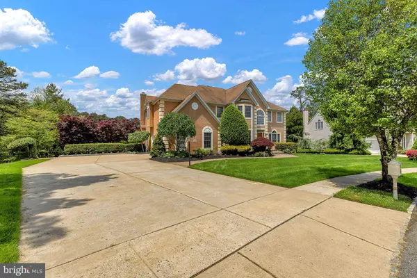 14 REGENCY DR, Voorhees, NJ 08043