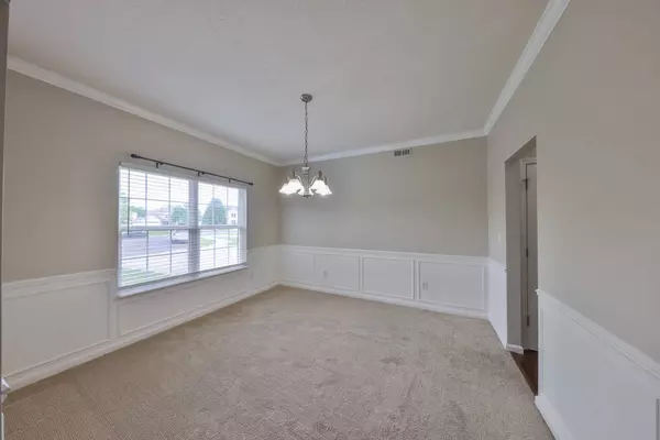 12904 Cheerleaders CT, Fishers, IN 46037