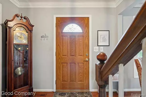 45226 RIVEREDGE Drive, Plymouth, MI 48170