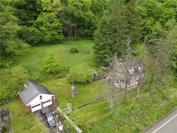 3169 Jacks Run Rd, White Oak, PA 15131