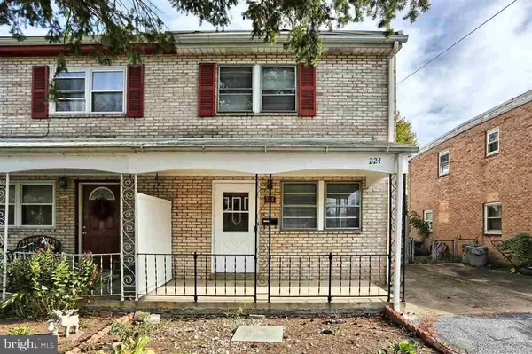 224 S 1ST ST, Lemoyne, PA 17043