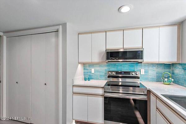 1301 SHIPWATCH CIR #1301, Fernandina Beach, FL 32034