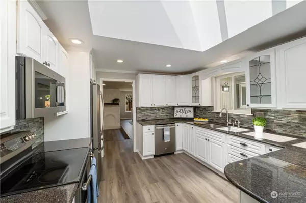 5647 87th AVE SE, Olympia, WA 98513