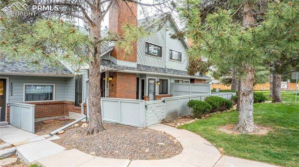 3012 E Long CIR, Centennial, CO 80122