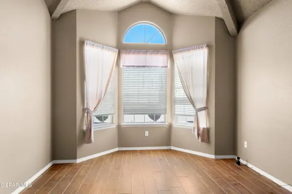 4433 Loma Suave Lane, El Paso, TX 79934