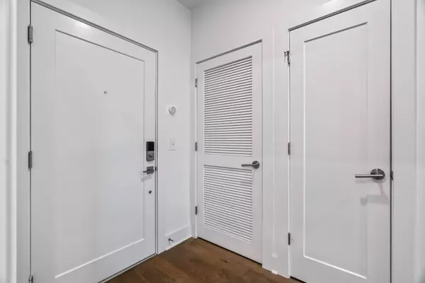 1041 E Trinity Ln #204, Nashville, TN 37216