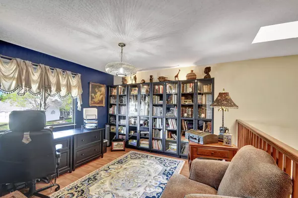 905 Landings BLVD, Greenacres, FL 33413