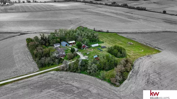 12644 9 County Road, Arlington, NE 68002