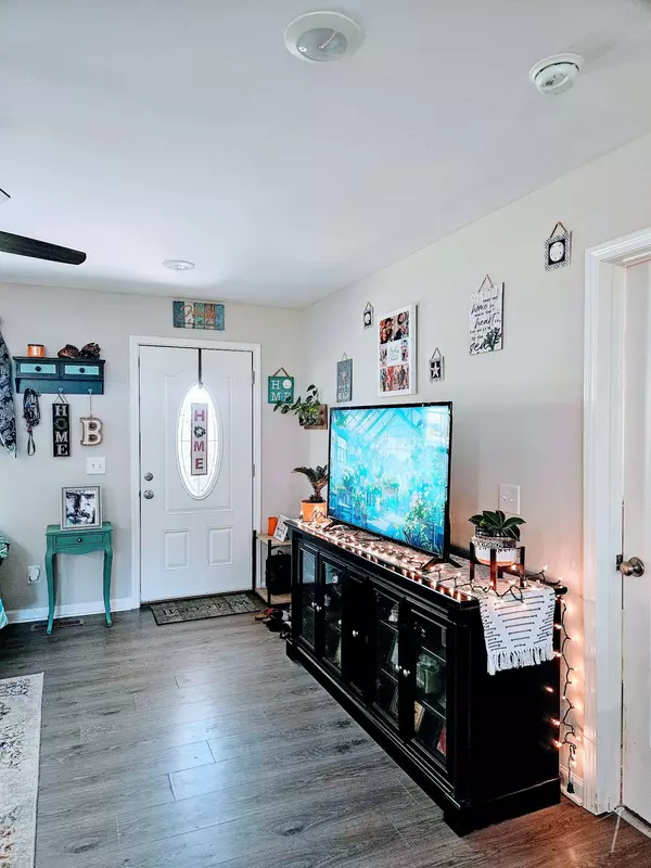 194 Hunter Ave, Carthage, TN 37030