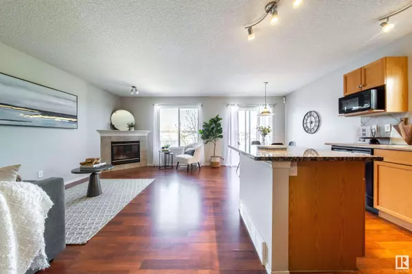 #93 287 MACEWAN RD SW, Edmonton, AB T6W 1T4