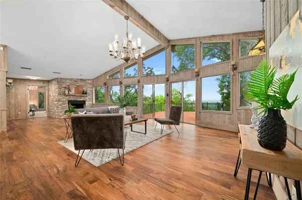 530 Dragon, Lakeway, TX 78734