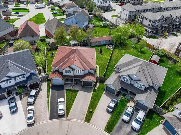 224 Britton Place, Kitchener, ON N2C 2T3