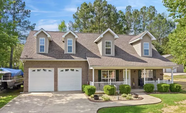 219 Sweet Gum Ln, Oak Ridge, TN 37830