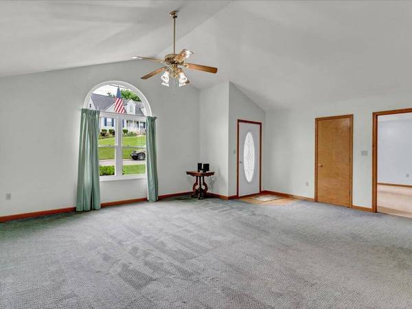 8136 West Pointe DR, Talbott, TN 37877